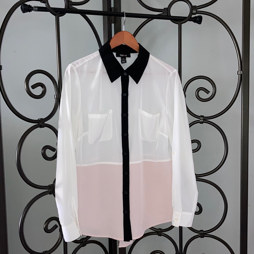 Style & Co Blouse-2 tone white/light pink